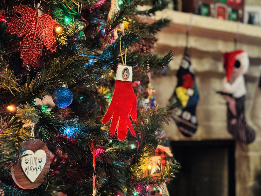 10 Christmas Traditions To Start This Year